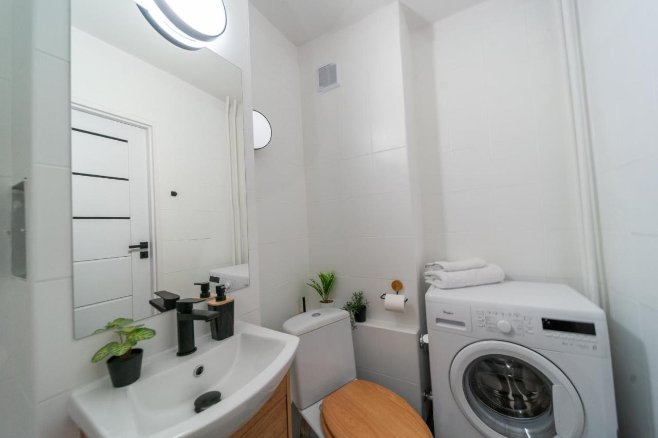 Metro Lux Home Apartment Varsóvia Exterior foto