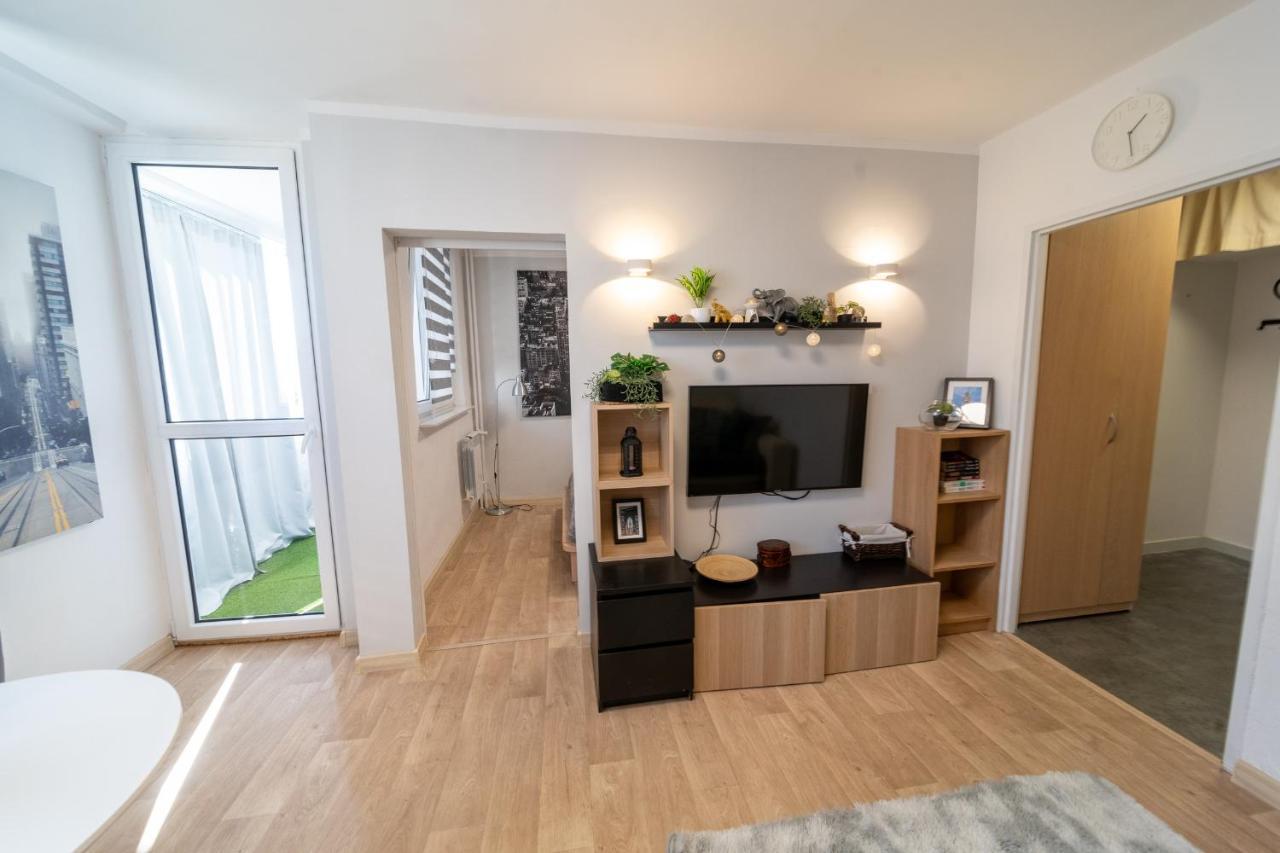 Metro Lux Home Apartment Varsóvia Exterior foto