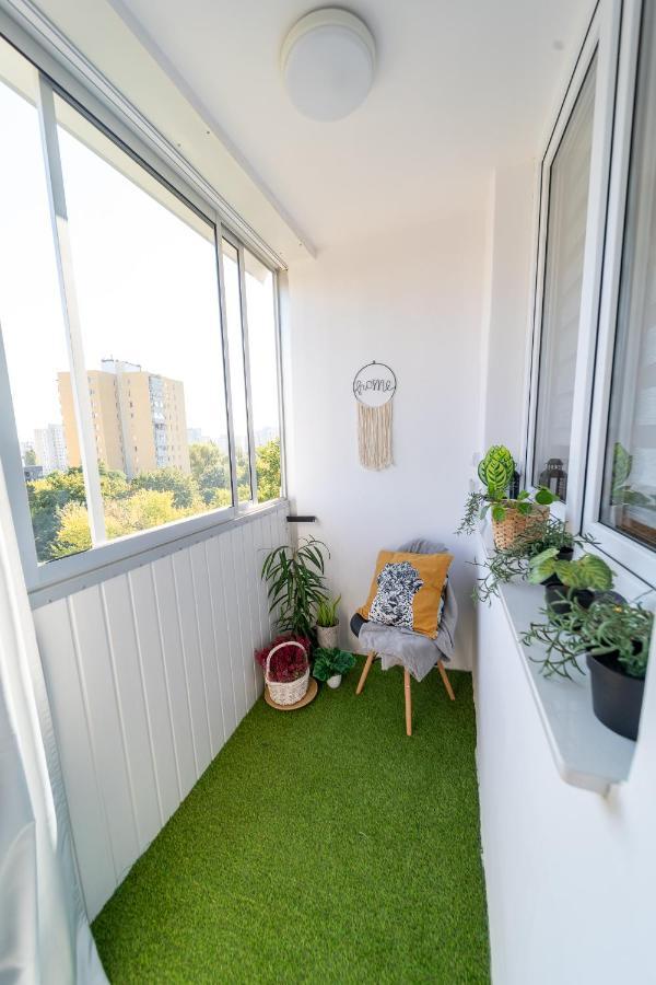 Metro Lux Home Apartment Varsóvia Exterior foto