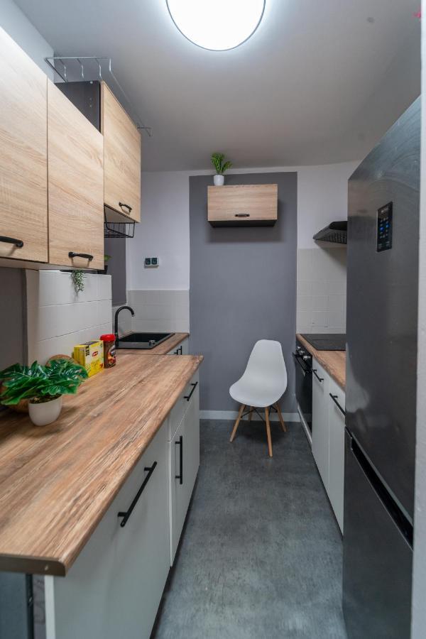 Metro Lux Home Apartment Varsóvia Exterior foto